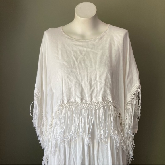 Marakesh Express | Fringe Bohemian Half Sleeve Poncho Midi Dress - Picture 2 of 9